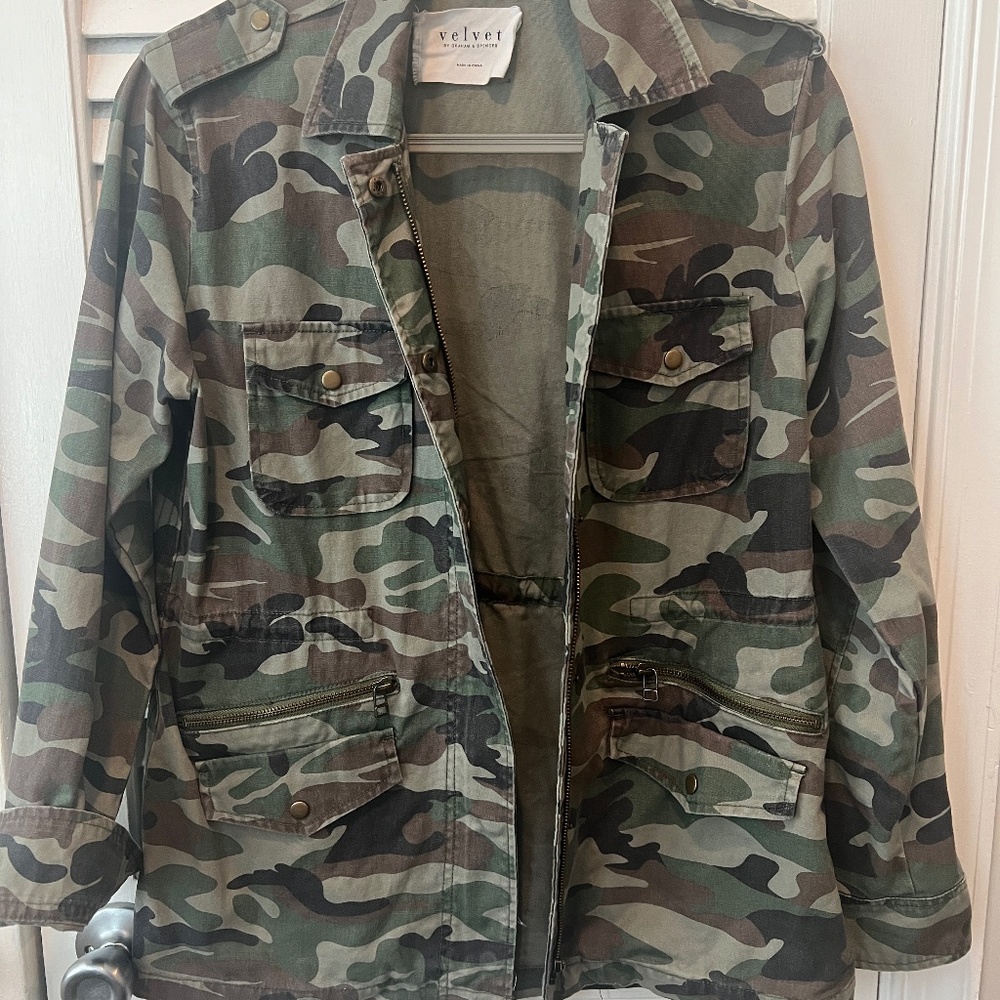 Velvet by Graham & Spencer green camo cargo army jacket